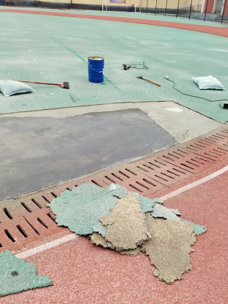 张掖球场翻新维修补、球场翻新修补改造